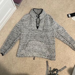 PINK Sherpa pulllover size small